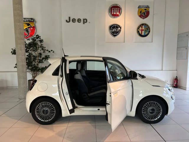 Fiat 500e 3+1