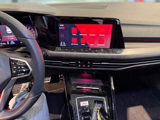 Volkswagen Golf 2.0 TSI Golf VIII