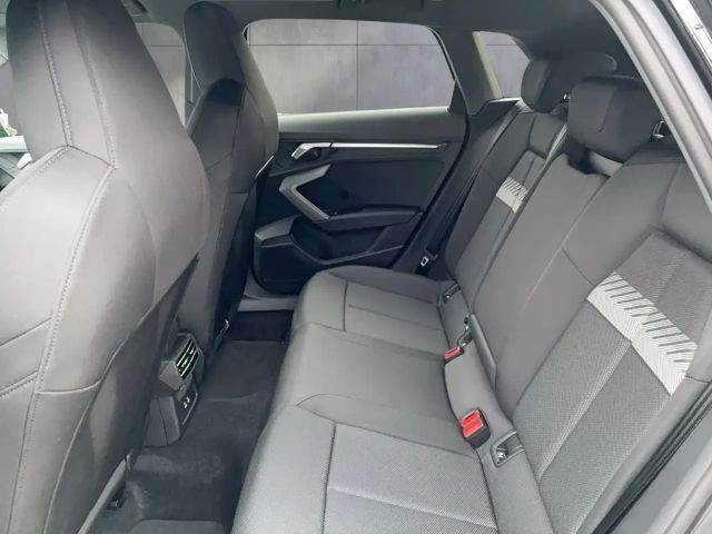 Audi A3 30 TFSI Sedan