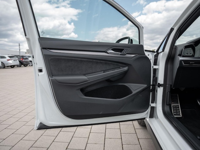 Volkswagen Golf DSG GTI IQ.Drive Sound