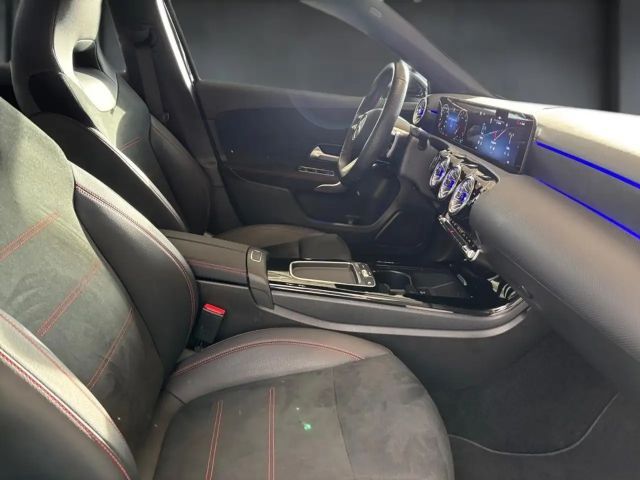 Mercedes-Benz A 200 AMG Line