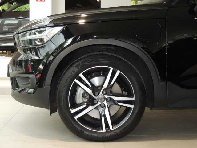 Volvo XC40 R-Design Recharge T4