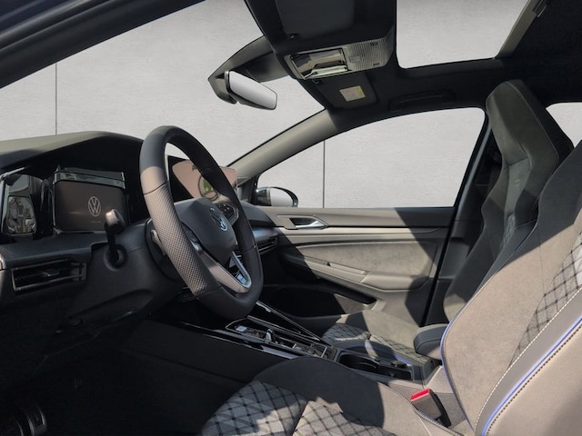 Volkswagen Golf DSG R-Line