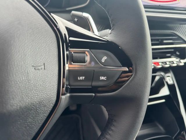 Peugeot 2008 Allure Pack EAT8 PureTech