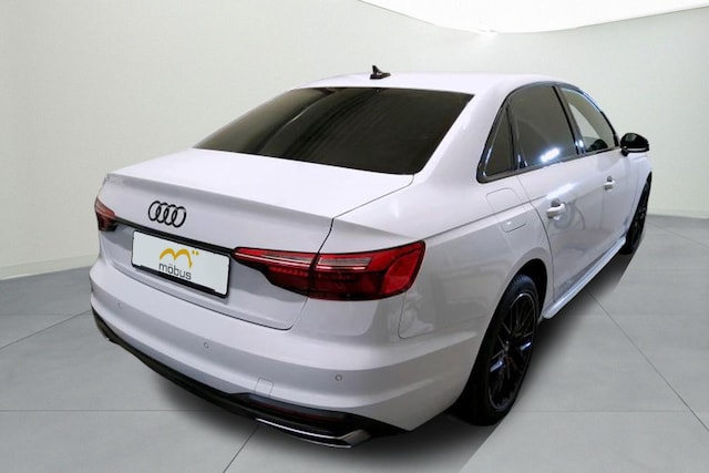 Audi A4 30 TDI S-Tronic Sedan