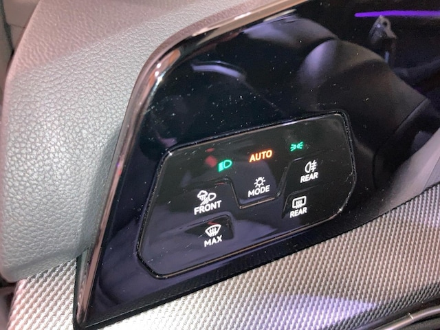 Volkswagen Golf 2.0 TSI Golf VIII