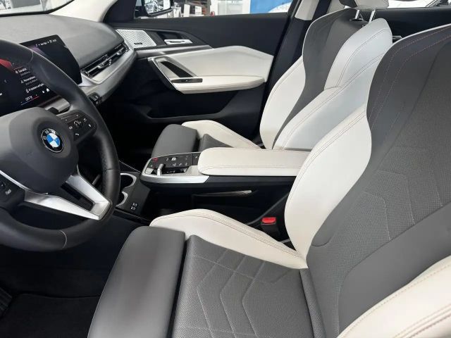 BMW X2 s20i HUD SurView AktivSitze KomfZ.Ha/Ka.DAB LED