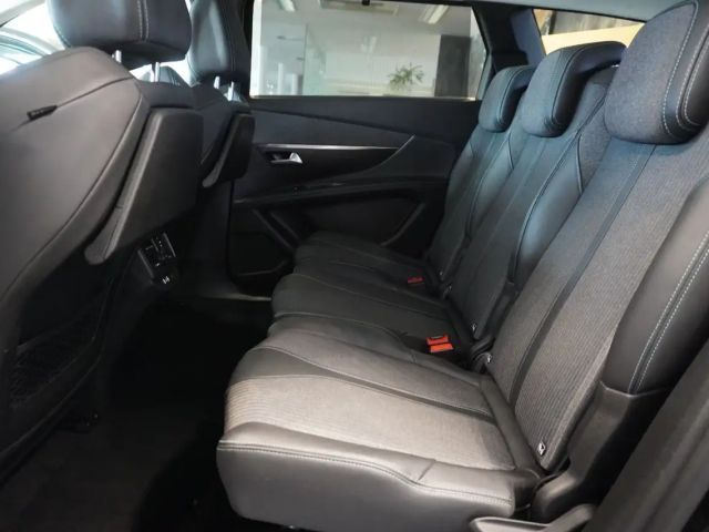 Peugeot 5008 Aut. LED/7Sitze/Navi