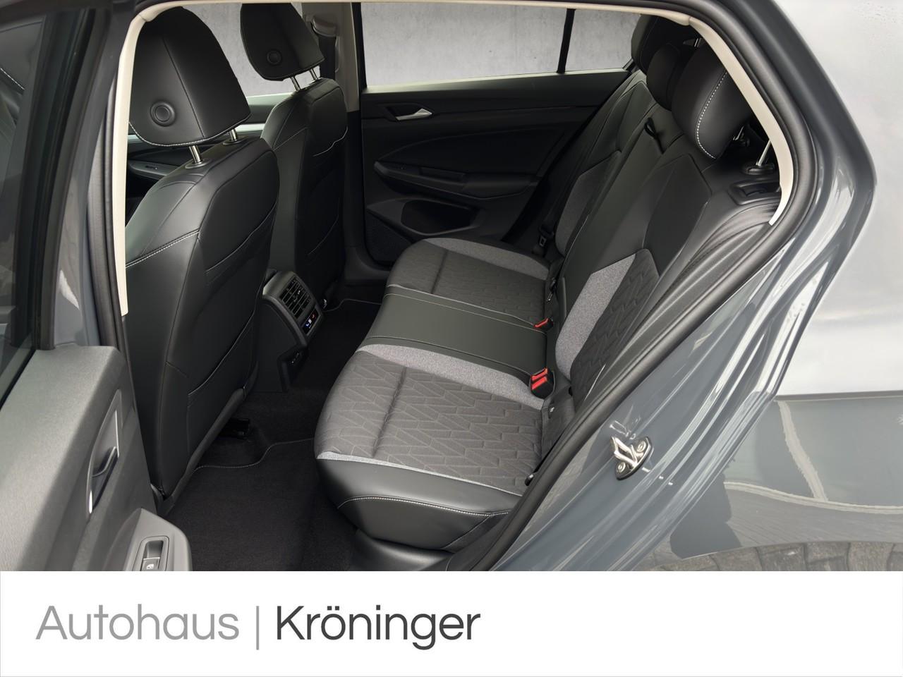 Volkswagen Golf 1.5 eTSI DSG Life