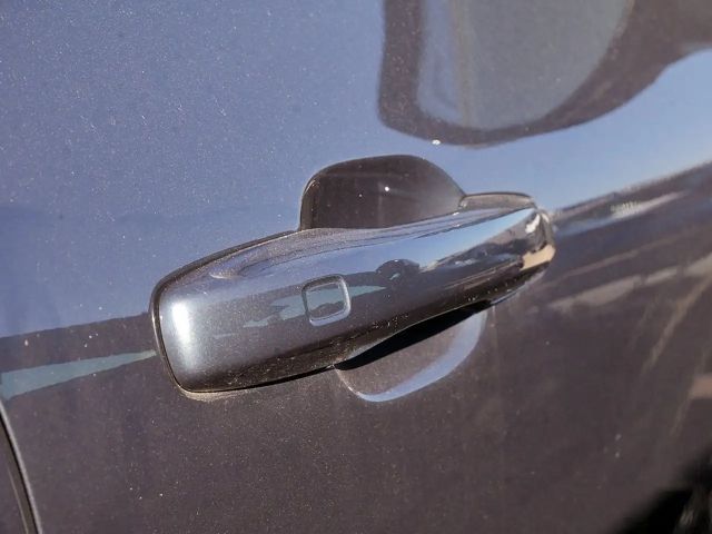 Volvo XC60 AWD Dark Plus