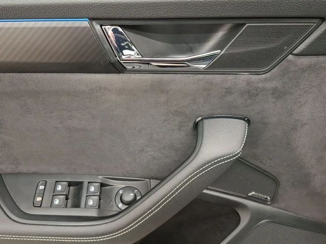 Skoda Superb Combi Sportline iV