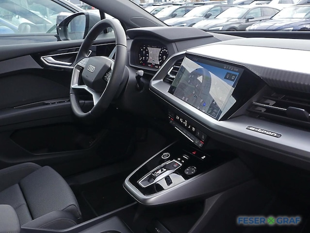 Audi Q4 e-tron SUV 45 e-tron Audi Q4 e-tron