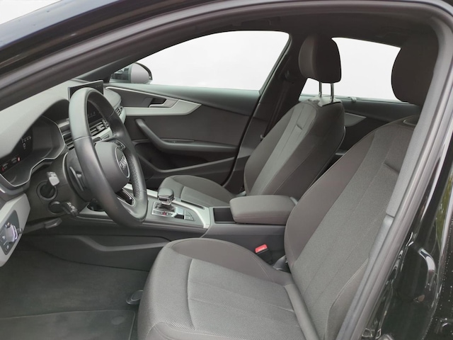 Audi A4 40 TDI Quattro S-Tronic Sedan