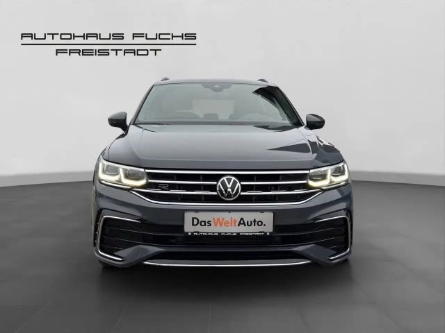 Volkswagen Tiguan 4Motion DSG R-Line