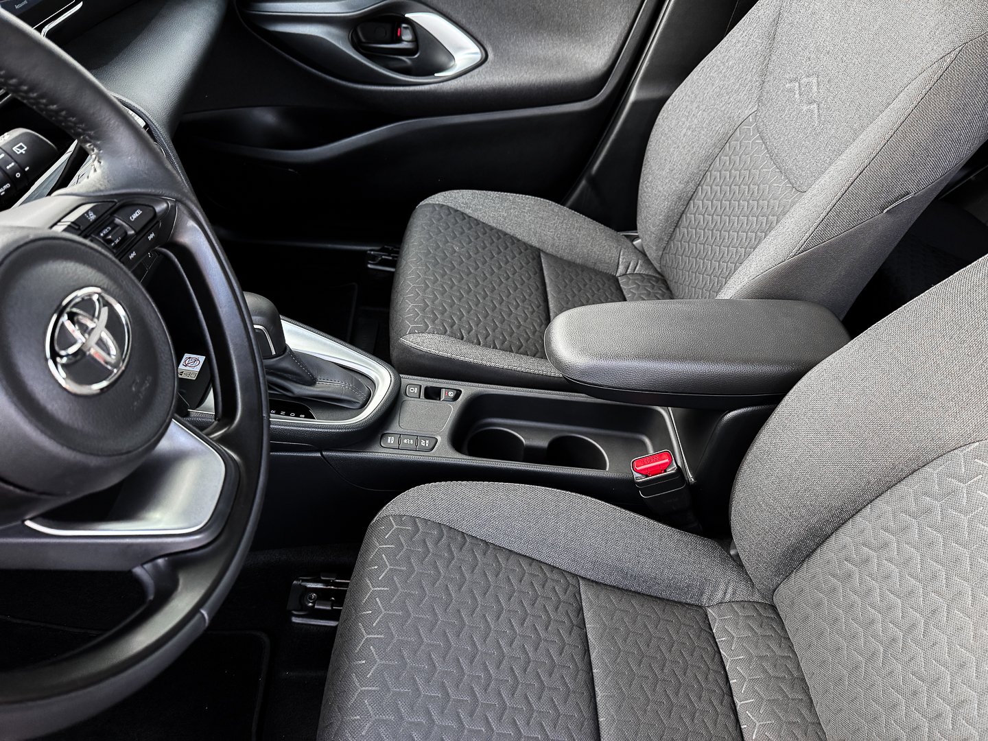 Toyota Yaris Cross 5-deurs Team D