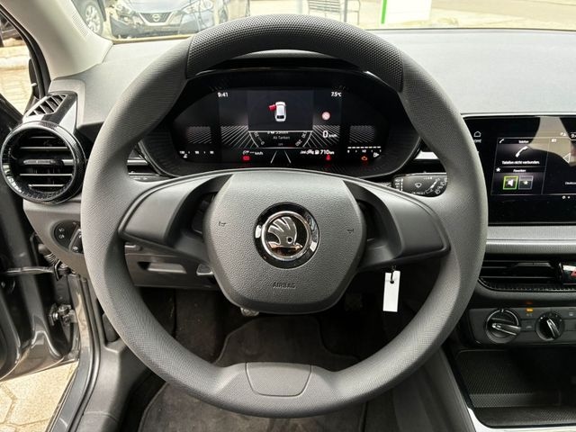 Skoda Fabia FABIA Essence