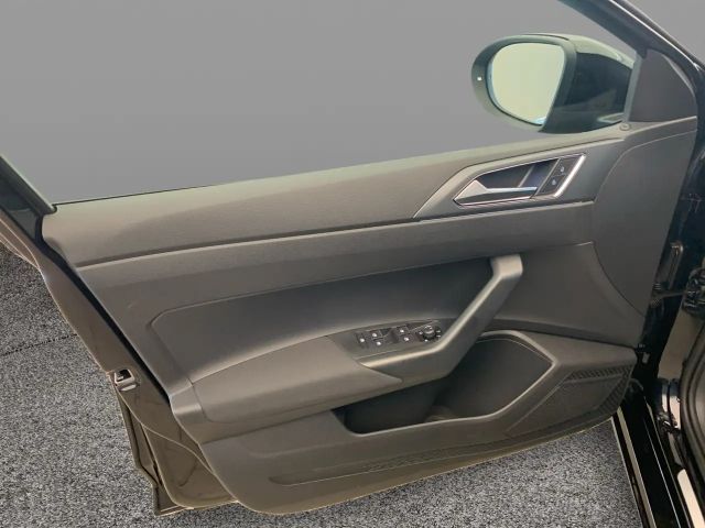 Volkswagen Taigo 1.5 TSI DSG R-Line