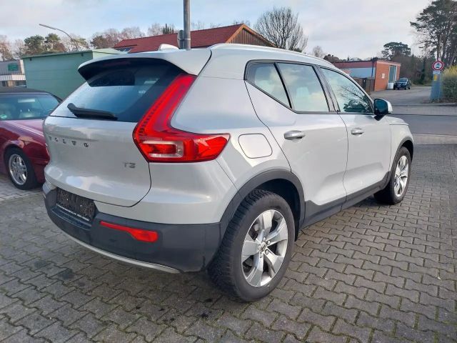 Volvo XC40 Momentum T3