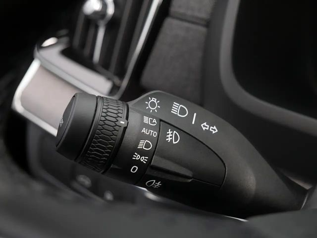 Volvo XC90 AWD Dark Plus Recharge T8