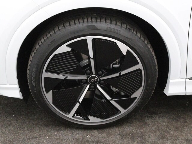 Audi Q4 e-tron Quattro