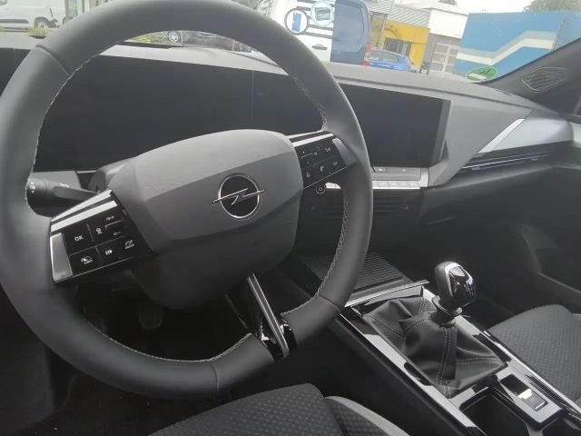 Opel Astra Edition