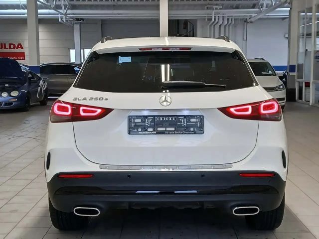 Mercedes-Benz GLA 250 AMG Line
