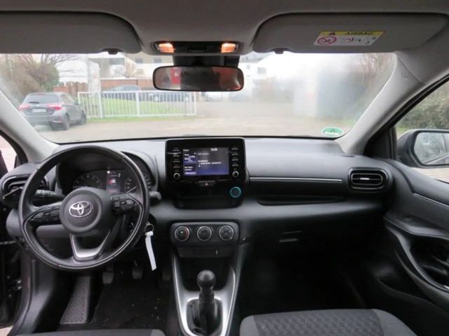 Toyota Yaris Comfort Hatchback