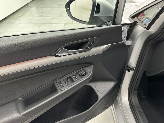 Volkswagen Golf DSG Life Variant