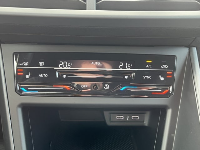 Volkswagen Taigo 1.0 TSI DSG R-Line