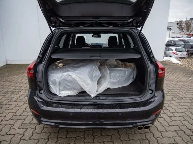 Ford Focus ST Line Wagon