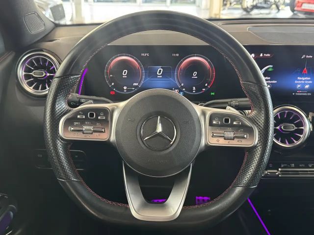 Mercedes-Benz GLB 220 4MATIC AMG Line GLB 220 d