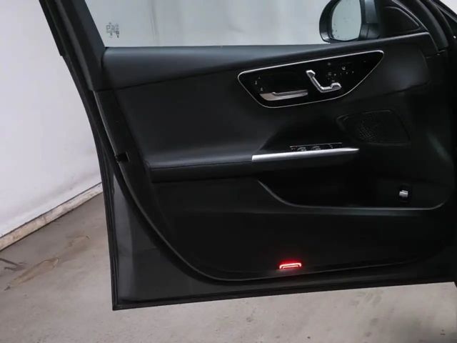 Mercedes-Benz C 180 AVANTGARDE Estate