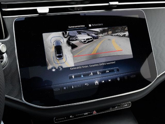 Mercedes-Benz E 200 Sedan