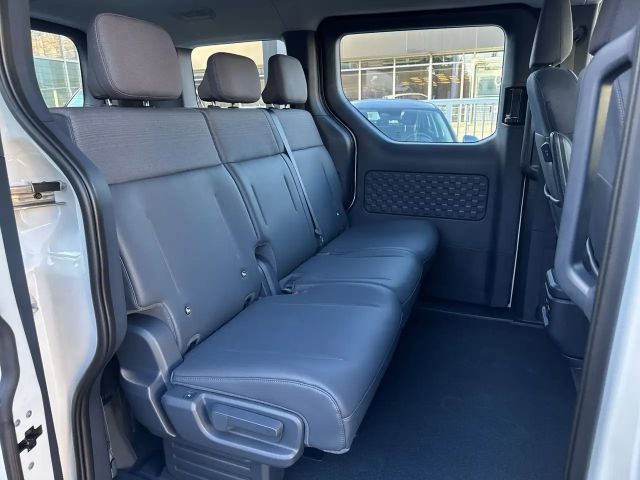 Kia PV5 Passenger Earth Plus