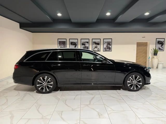 Mercedes-Benz E 300 E 300 de