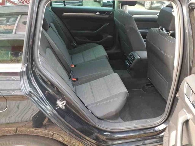 Volkswagen Passat 2.0 TDI Business Variant