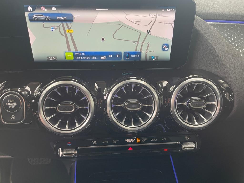 Mercedes-Benz GLA 220 4MATIC GLA 220 d Progressive