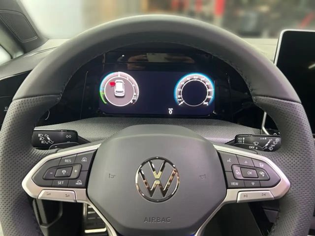 Volkswagen Golf Business GTE eHybrid