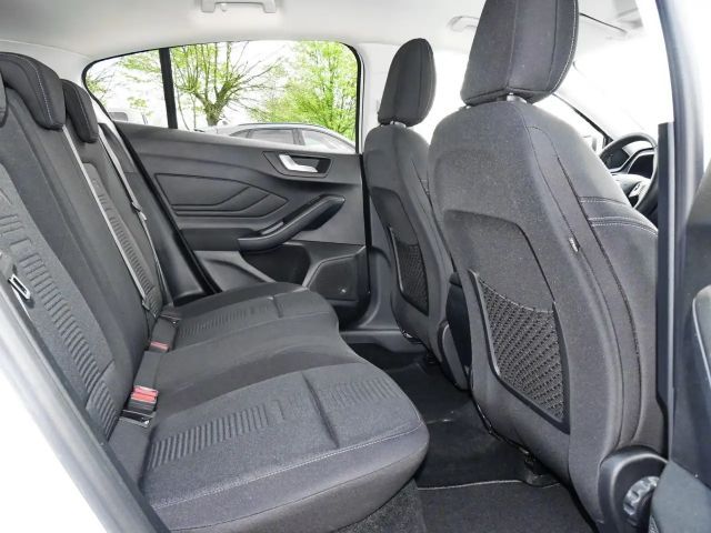 Ford Focus Active EcoBoost