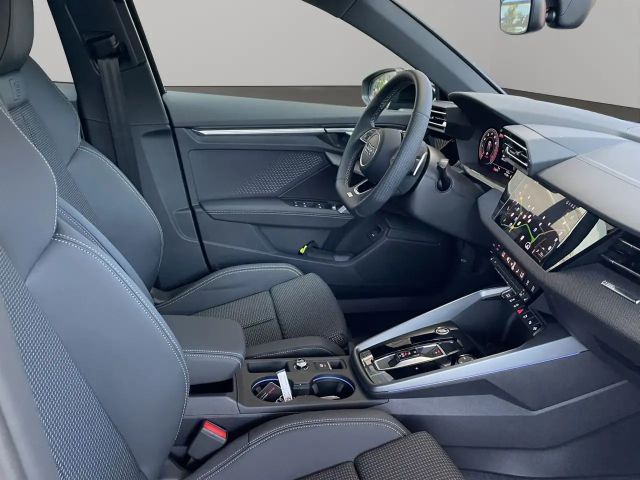 Audi A3 35 TFSI S-Line S-Tronic Sedan