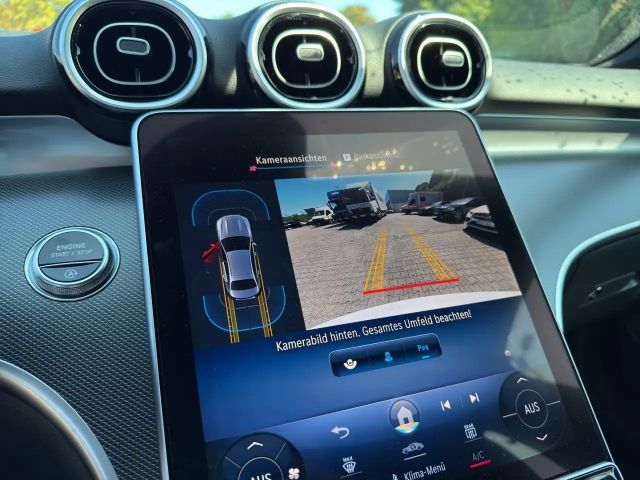 Mercedes-Benz C 180 AVANTGARDE Sedan