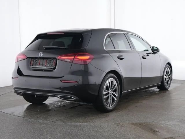 Mercedes-Benz A 180 Progressive
