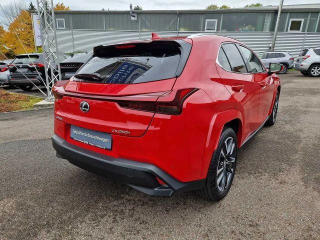 Lexus UX 250h Luxury Line