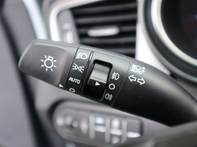 Kia Ceed Ceed / WENIG KM ! / STARKER MOTOR / TOP-AUSST. !