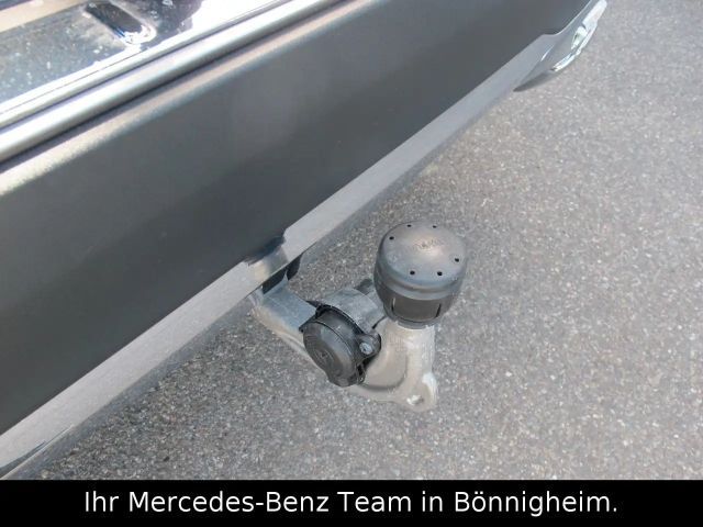 Mercedes-Benz GLA 180 AHV / Winter-Paket / RFK