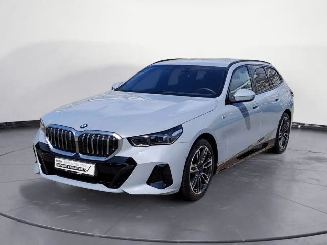 BMW 540 540d M-Sport Touring xDrive