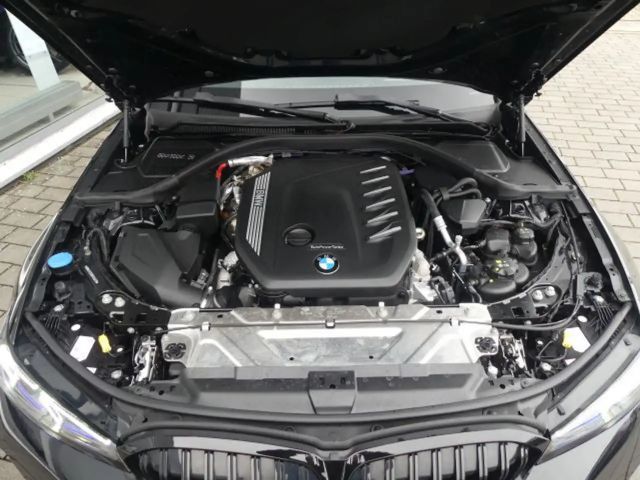 BMW 330 330d Touring xDrive