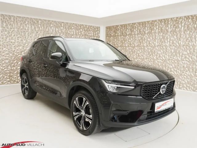 Volvo XC40 Dark Plus