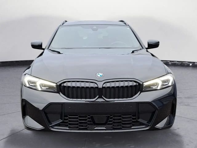 BMW 320 320d M-Sport Touring xDrive