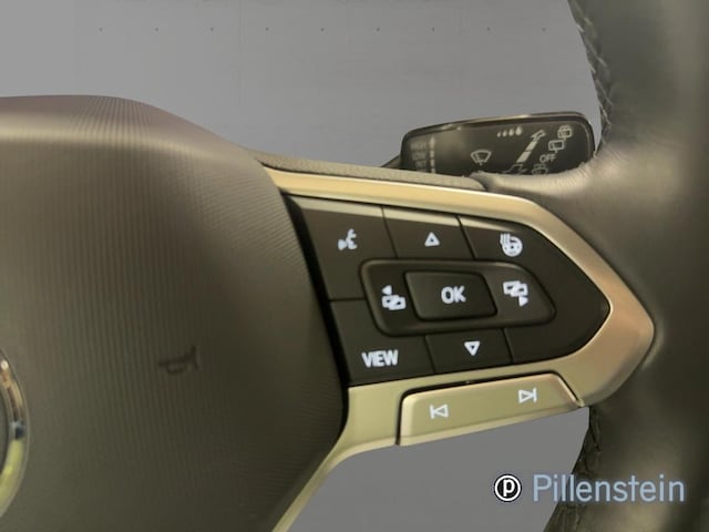 Volkswagen Golf 1.5 TSI Life Variant